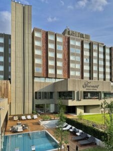 Fairmont brutalismus Praha