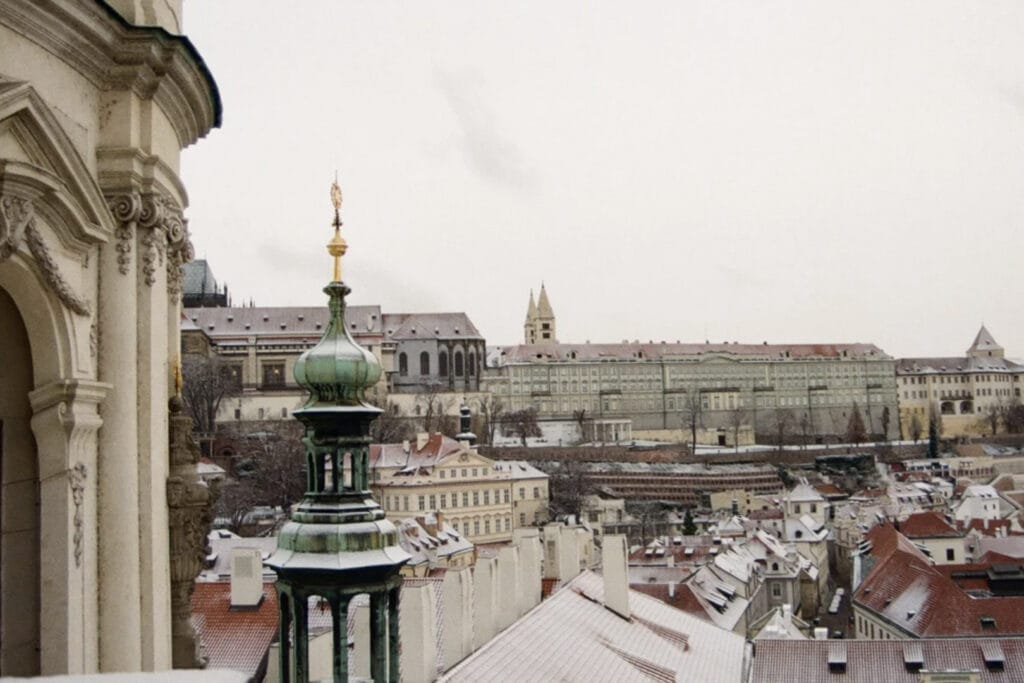 Zasněžená praha vánoce mapamátky