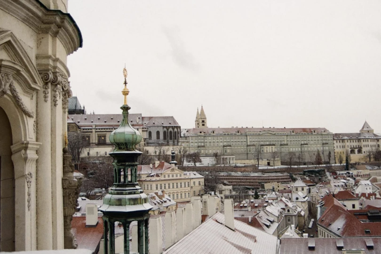 Zasněžená praha vánoce mapamátky