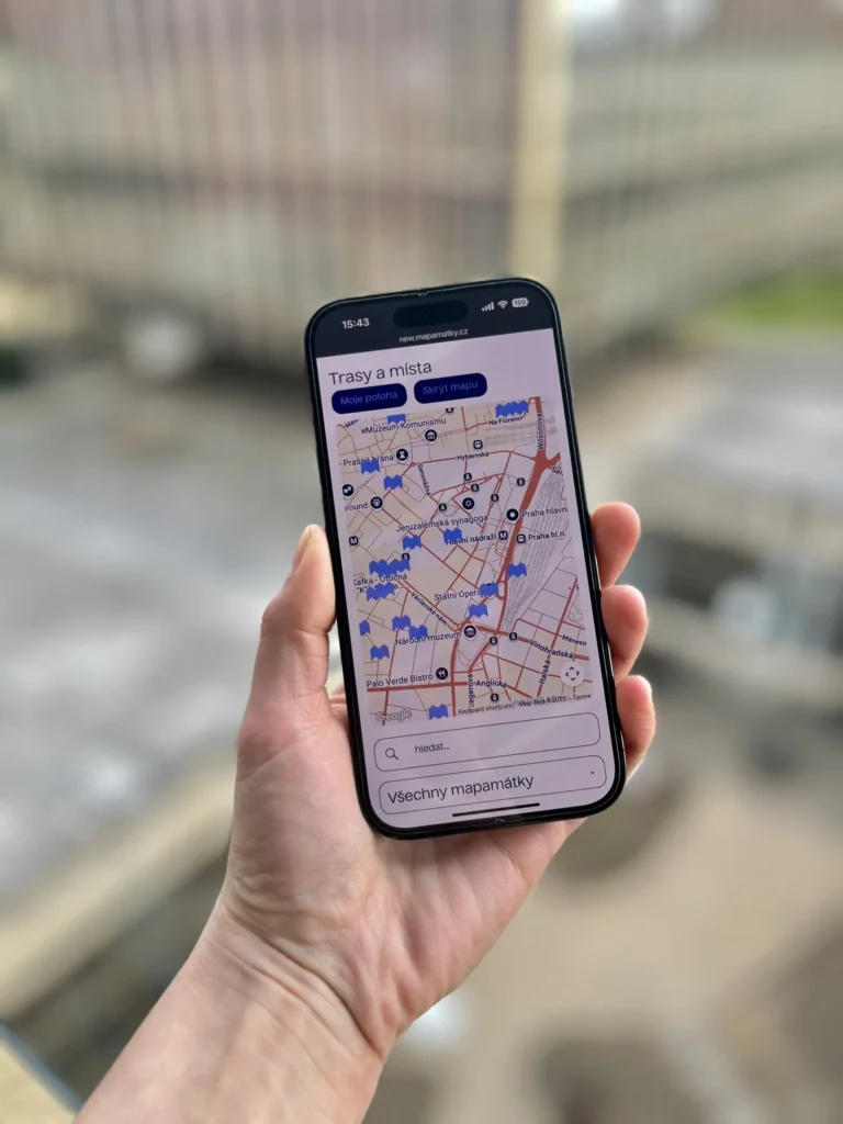 Self guided tours prague architecture